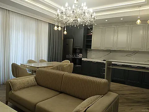 Satılır 3 otaqlı mənzil 120 m² — Bakı 3 otaq 120.00 m²
