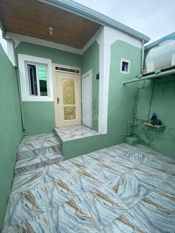 Satılır 2 otaqlı həyət evi 40 m²