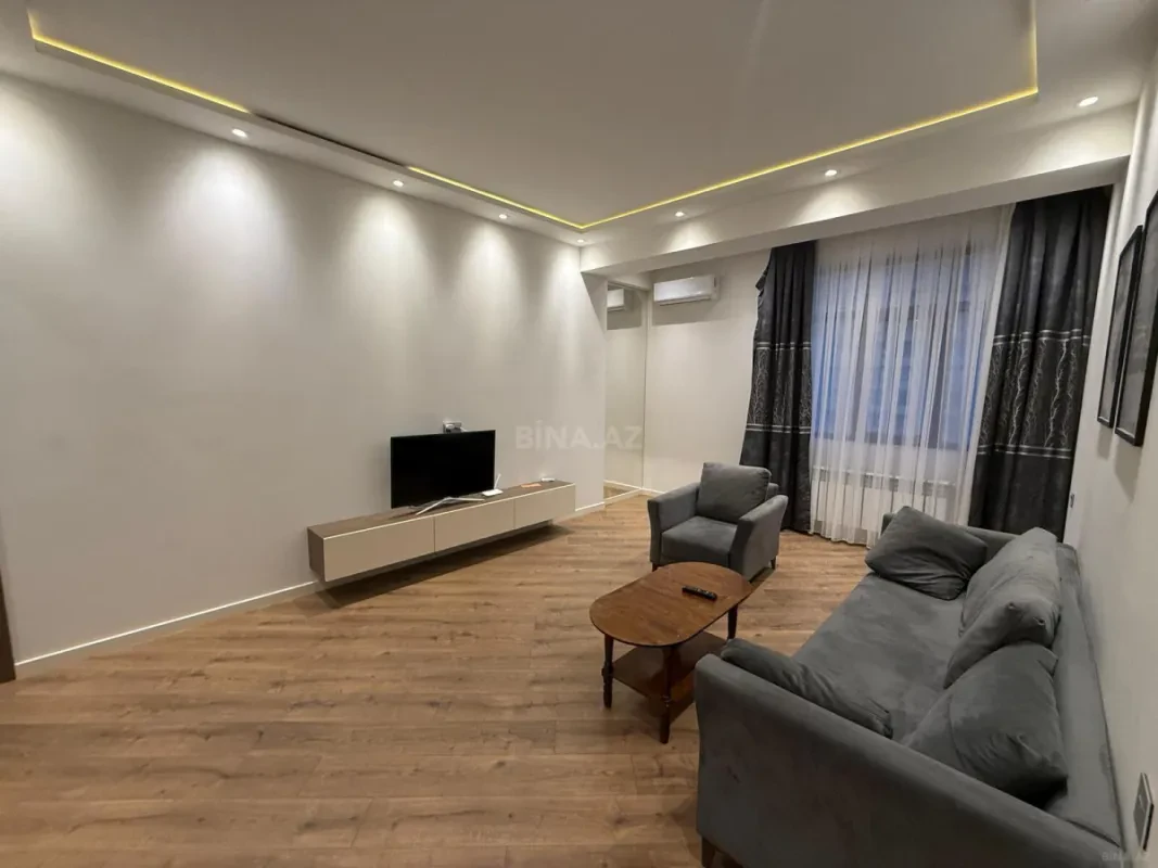 Kirayə verilir 3 otaqlı mənzil 120 m²