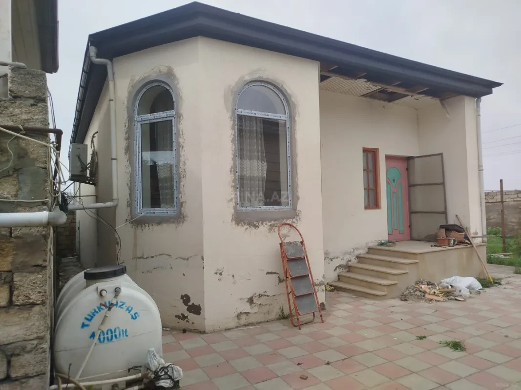 Satılır 4 otaqlı həyət evi 110 m²