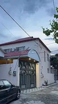 Satılır 4 otaqlı həyət evi 160 m² — Bakı 4 otaq 160.00 m²