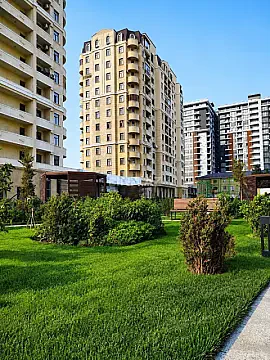 Satılır 3 otaqlı mənzil 153 m² — Bakı 3 otaq 153.00 m²
