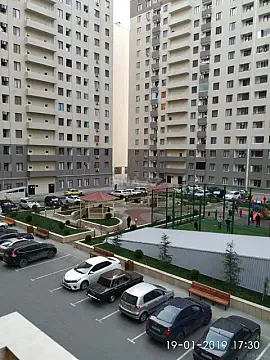 Kirayə verilir 3 otaqlı mənzil 80 m² — Bakı 3 otaq 80.00 m²
