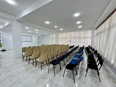 Kirayə verilir 2 otaqlı ofis 470 m² — Bakı 2 otaq 470.00 m²