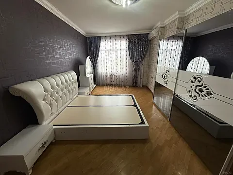Satılır 3 otaqlı mənzil 110 m² — Bakı, Əhmədli 3 otaq 110.00 m²
