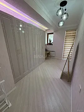 Satılır 3 otaqlı mənzil 90 m² — Bakı, İnşaatçılar 3 otaq 90.00 m²