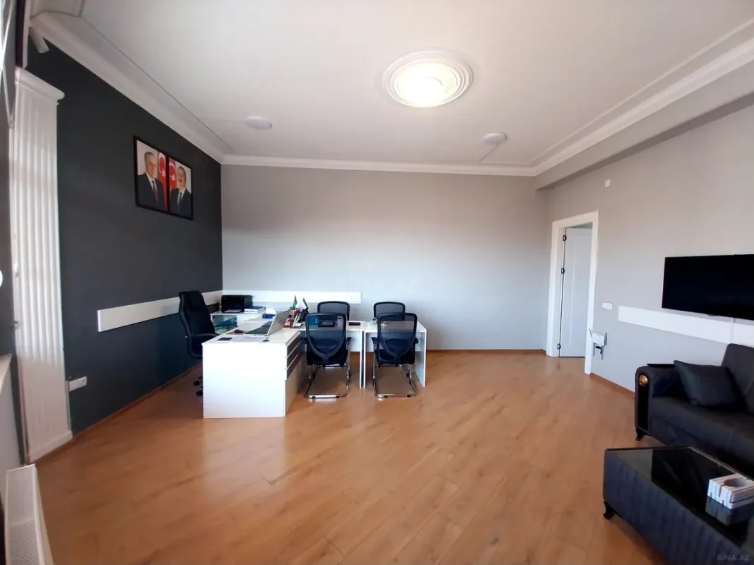 Kirayə verilir 4 otaqlı ofis 180 m²