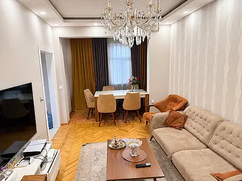Satılır 3 otaqlı mənzil 80 m² — Bakı, Binəqədi 3 otaq 80.00 m²