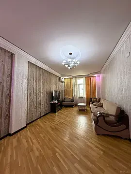 Satılır 3 otaqlı mənzil 125 m² — Bakı 3 otaq 125.00 m²
