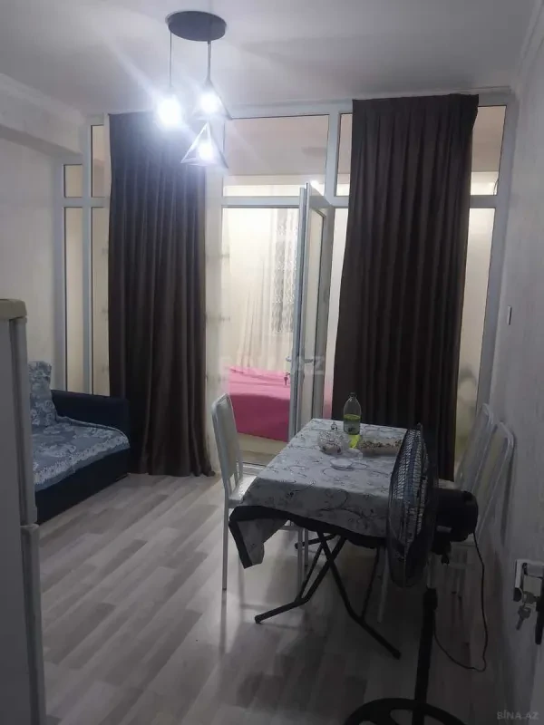 Satılır 2 otaqlı mənzil 31 m²