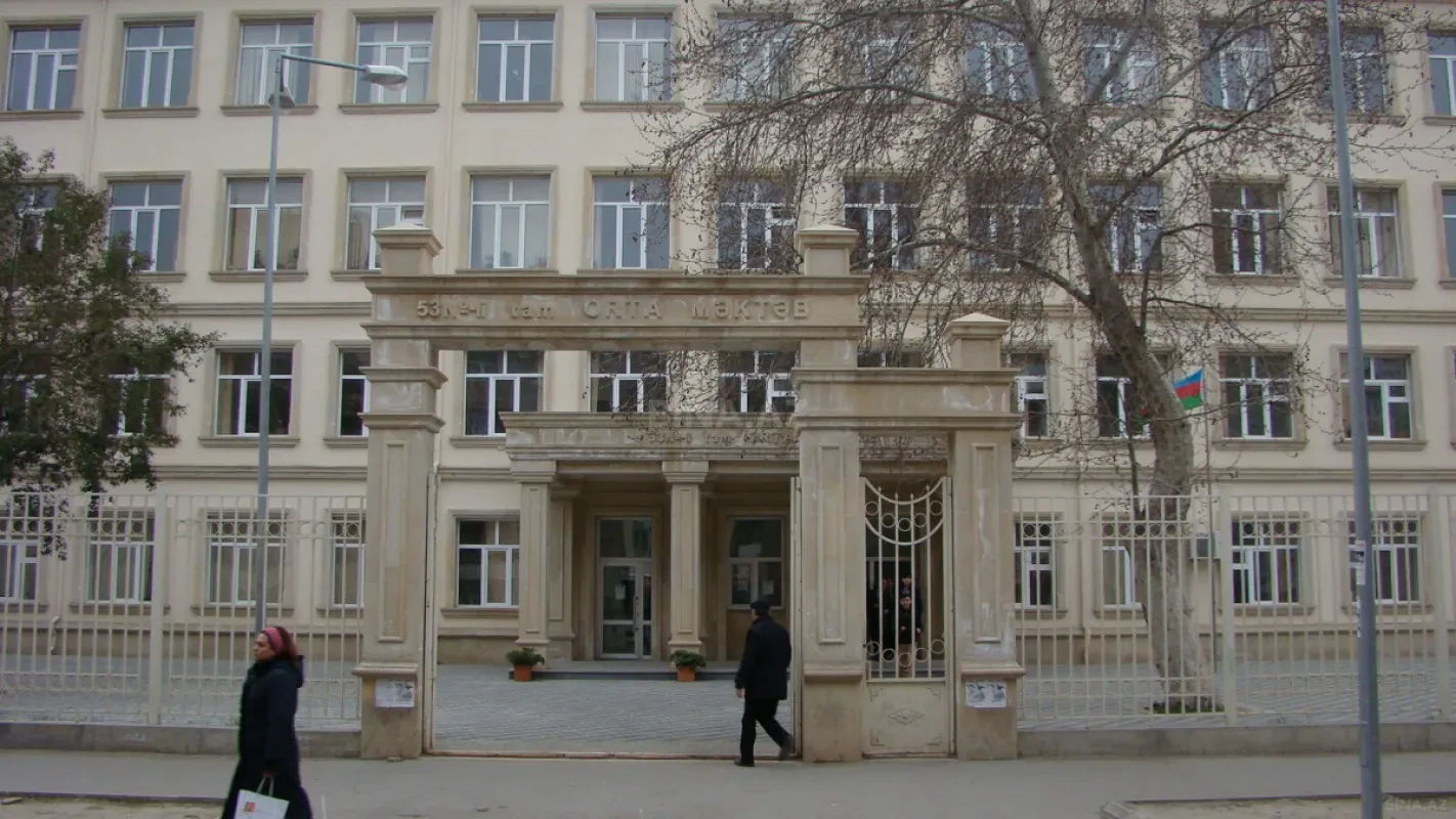 Satılır 2 otaqlı mənzil 55 m²