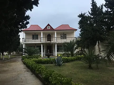 Satılır 6 otaqlı həyət evi 500 m² — Bakı, Mərdəkan 6 otaq 500.00 m²