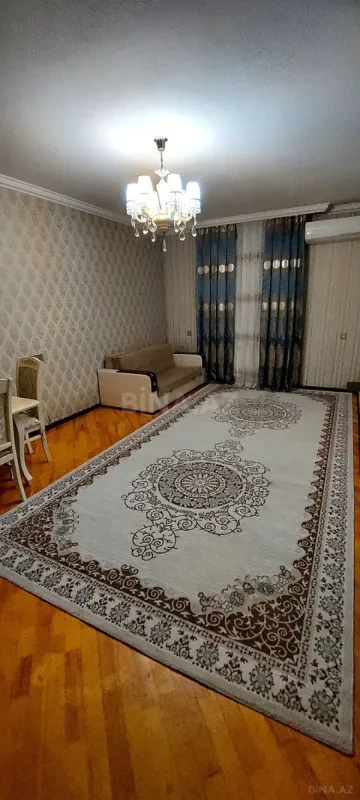 Kirayə verilir 2 otaqlı mənzil 75 m²