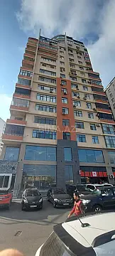 Satılır obyekt 860 m² — Bakı 860.00 m²