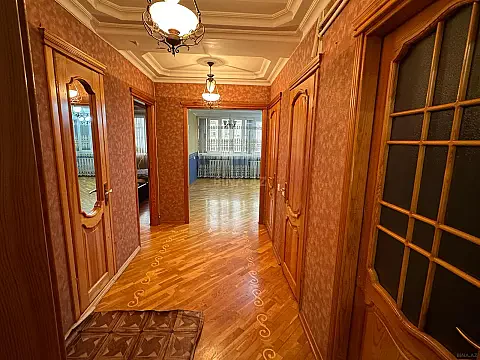 Kirayə verilir 3 otaqlı mənzil 100 m² — Bakı 3 otaq 100.00 m²