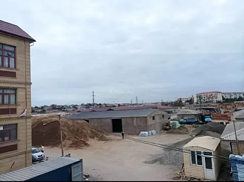 Satılır obyekt 450 m² — Sumqayıt 450.00 m²
