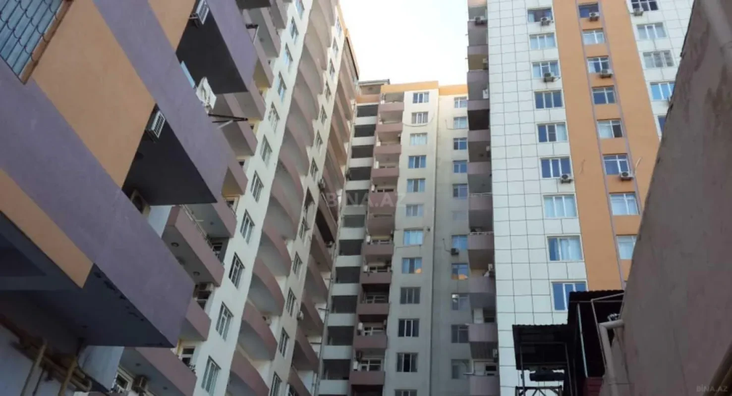 Satılır 3 otaqlı mənzil 100 m²