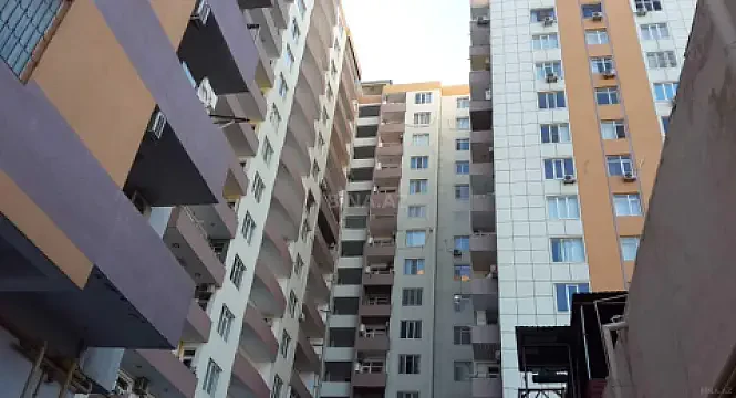 Satılır 3 otaqlı mənzil 100 m² — Bakı, Nizami 3 otaq 100.00 m²