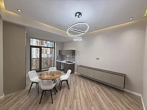 Kirayə verilir 3 otaqlı mənzil 100 m² — Bakı, Nizami 3 otaq 100.00 m²