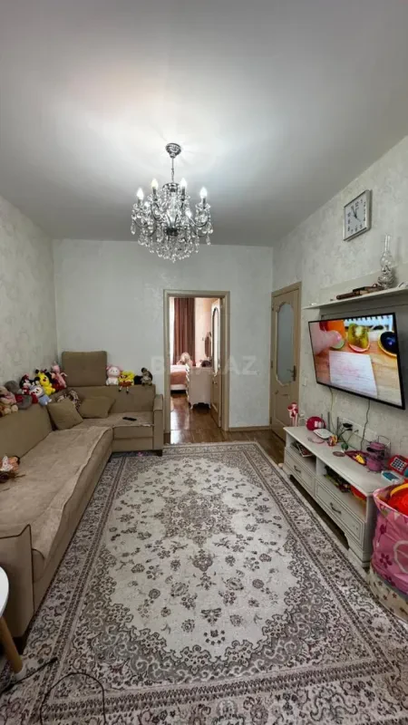 Satılır 2 otaqlı mənzil 52 m²