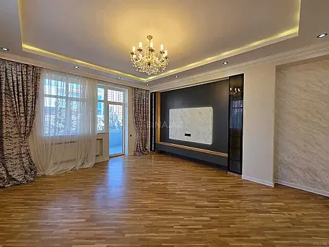 Satılır 3 otaqlı mənzil 126 m² — Bakı, Həzi Aslanov qəs. 3 otaq 126.00 m²