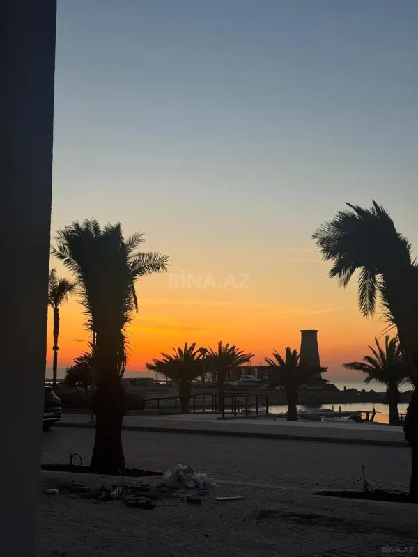 Satılır 3 otaqlı mənzil 150 m²