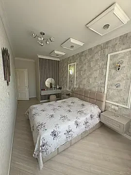 Satılır 3 otaqlı mənzil 90 m² — Bakı, İnşaatçılar 3 otaq 90.00 m²