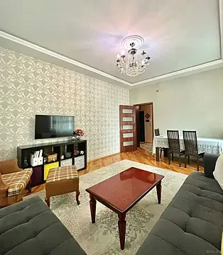 Satılır 2 otaqlı mənzil 65 m² — Bakı, İnşaatçılar 2 otaq 65.00 m²