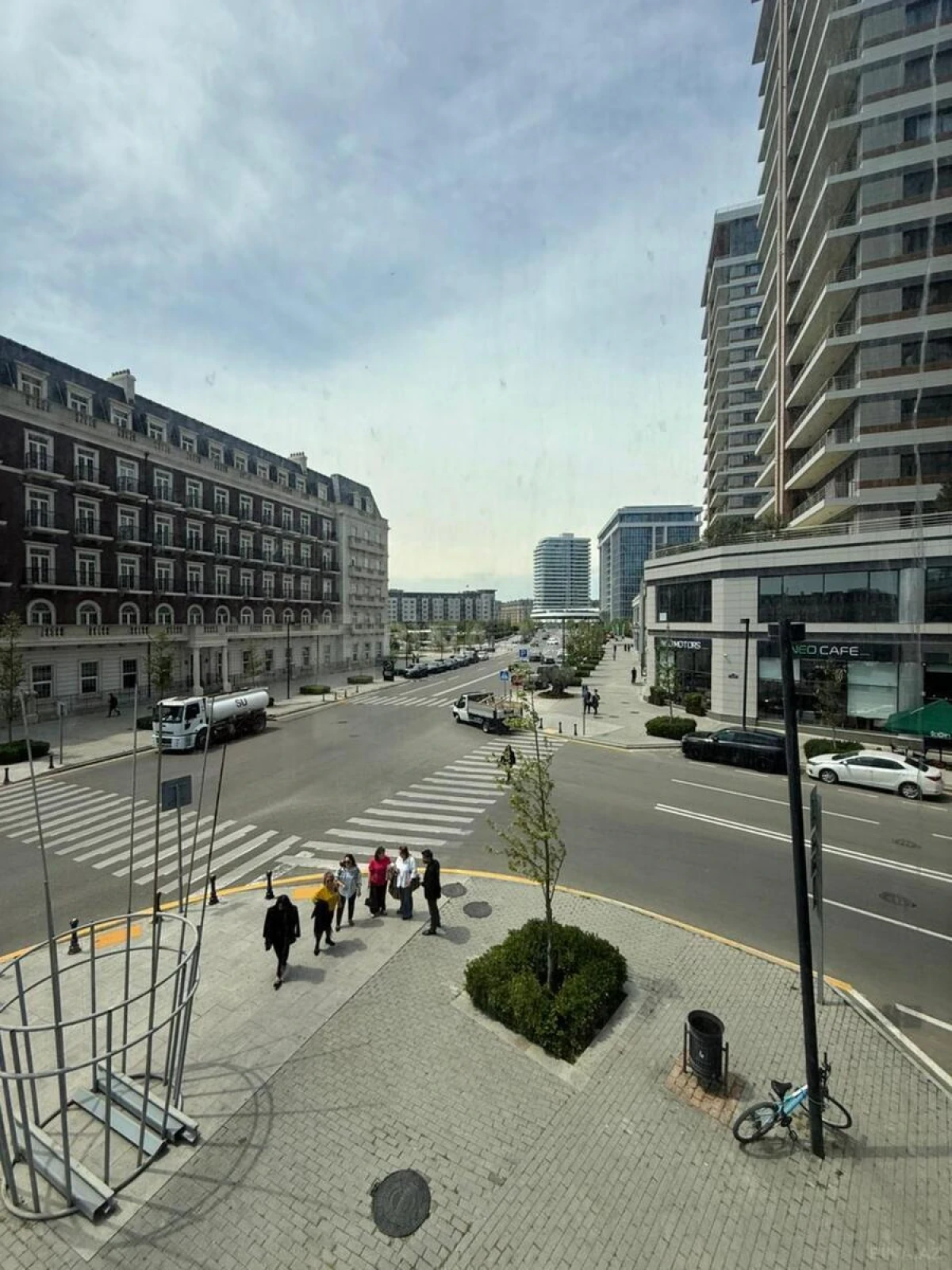 Kirayə verilir obyekt 985 m²
