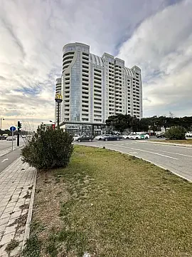 Satılır 4 otaqlı mənzil 200 m² — Bakı, Həzi Aslanov qəs. 4 otaq 200.00 m²