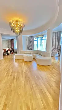 Satılır 4 otaqlı mənzil 210 m² — Bakı, Nərimanov 4 otaq 210.00 m²