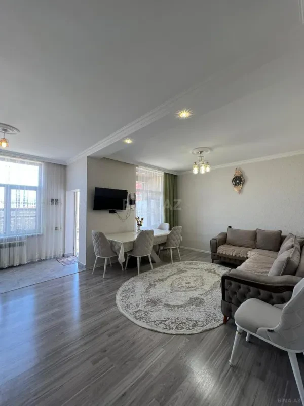 Satılır 4 otaqlı həyət evi 150 m²
