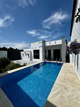 Satılır 4 otaqlı həyət evi 150 m² — Bakı, Şüvəlan 4 otaq 150.00 m²