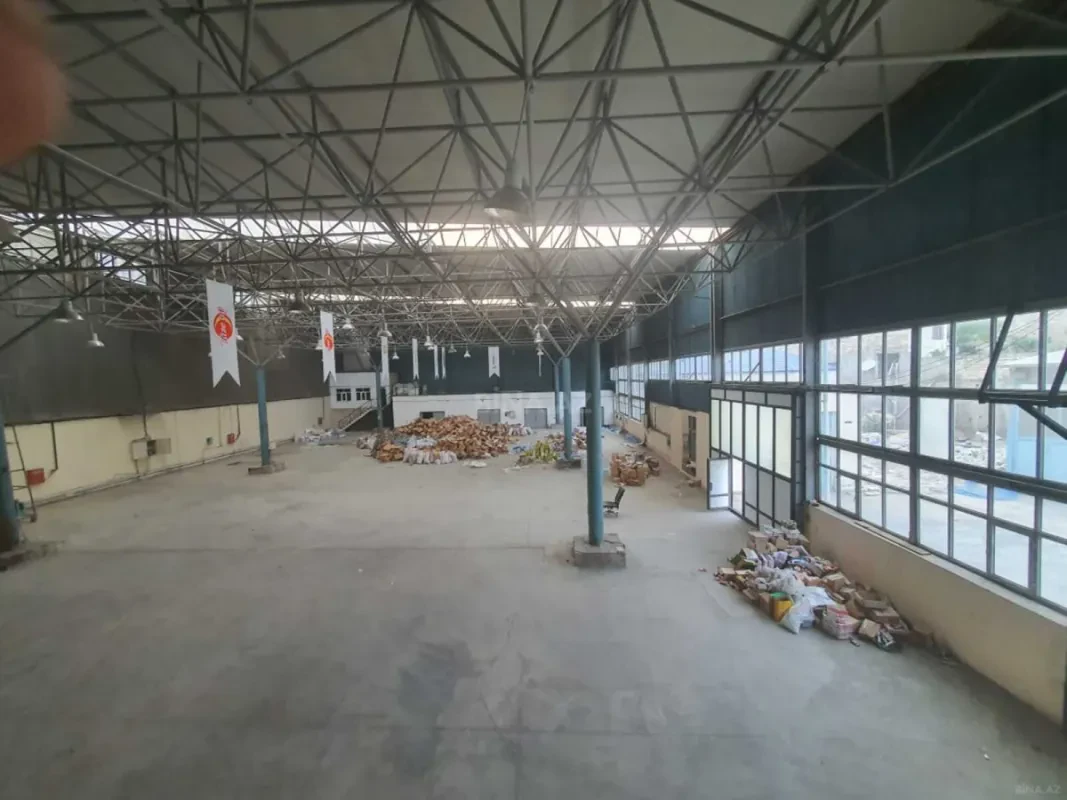 Kirayə verilir obyekt 2000 m²