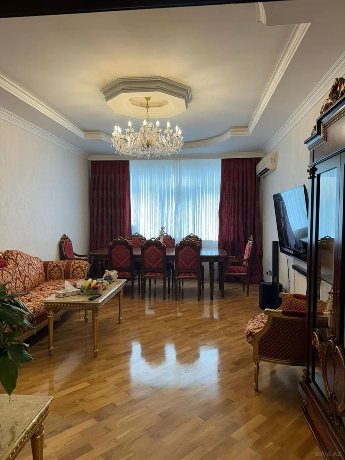Satılır 3 otaqlı mənzil 105 m²