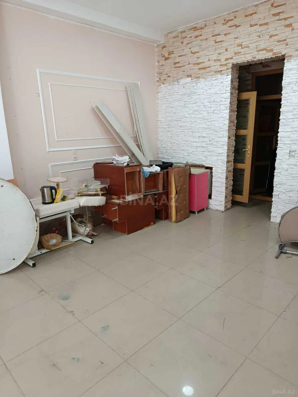 Kirayə verilir obyekt 60 m²