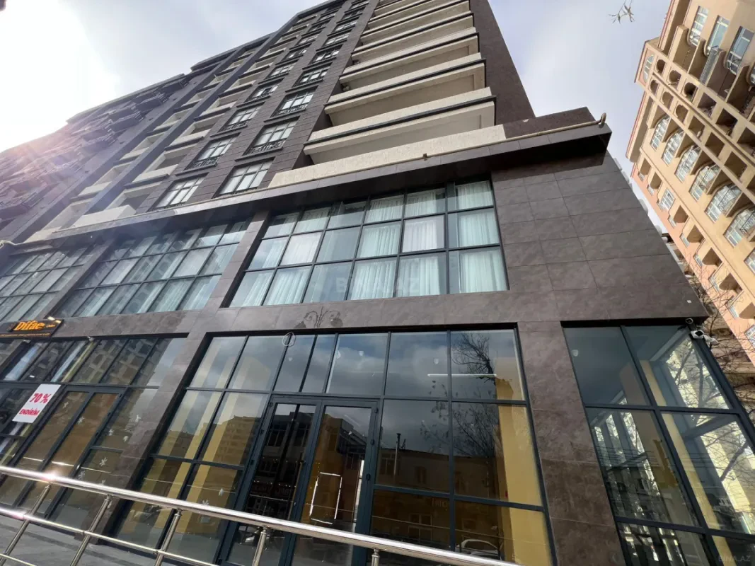 Kirayə verilir obyekt 260 m²