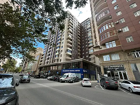 Satılır 3 otaqlı mənzil 150 m² — Bakı 3 otaq 150.00 m²
