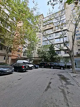 Kirayə verilir 3 otaqlı mənzil 80 m² — Bakı 3 otaq 80.00 m²