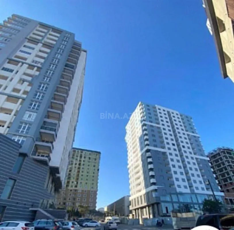 Satılır 2 otaqlı mənzil 68 m²