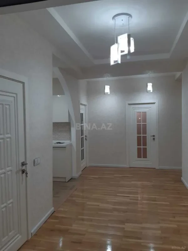 Kirayə verilir 3 otaqlı mənzil 100 m²