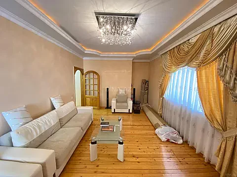 Kirayə verilir 3 otaqlı mənzil 80 m² — Bakı, Nərimanov 3 otaq 80.00 m²