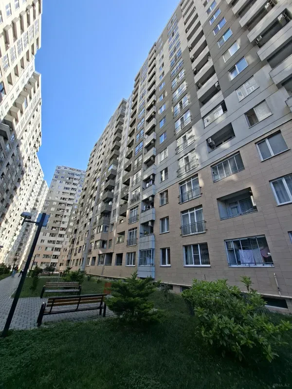 Kirayə verilir 2 otaqlı mənzil 55 m²