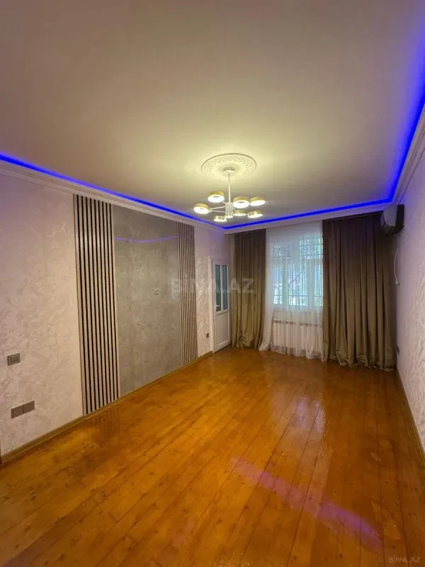 Satılır 2 otaqlı mənzil 52 m²