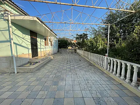 Satılır 6 otaqlı həyət evi 140 m² — Şabran 6 otaq 140.00 m²