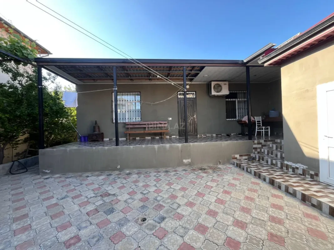 Satılır 3 otaqlı həyət evi 100 m²