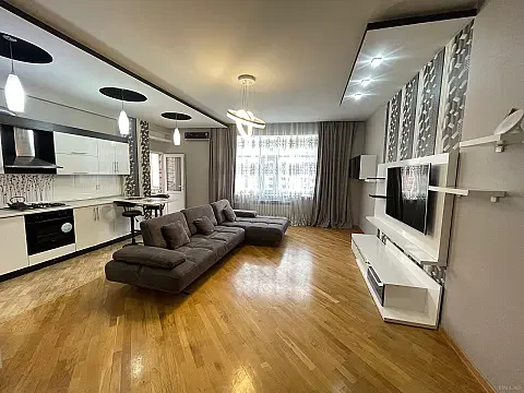 Satılır 3 otaqlı mənzil 128 m² — Bakı, Nərimanov 3 otaq 128.00 m²