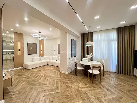 Satılır 3 otaqlı mənzil 102 m² — Bakı 3 otaq 102.00 m²