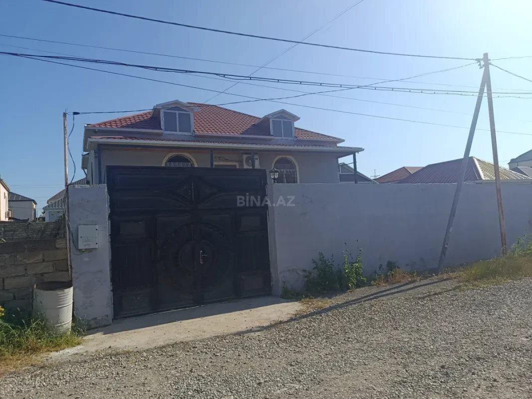 Satılır 5 otaqlı həyət evi 120 m²