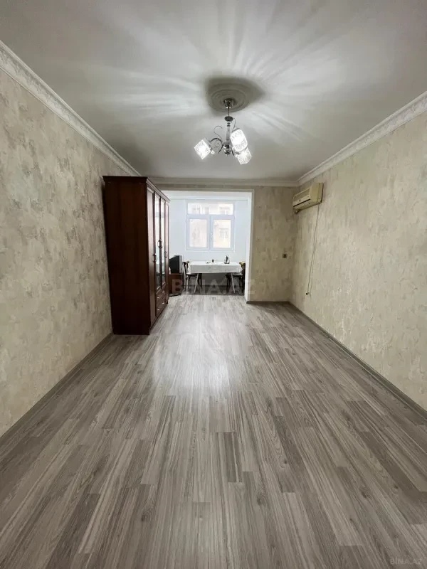Satılır 1 otaqlı mənzil 34 m²